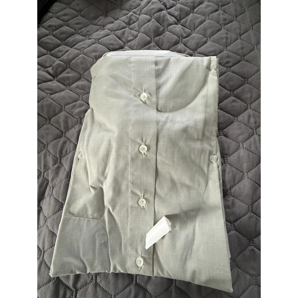 Van Heusen Dress‎ Shirt Mens 2XL 18.5 Green Jadeite Wrinkle Free Short Sleeve
